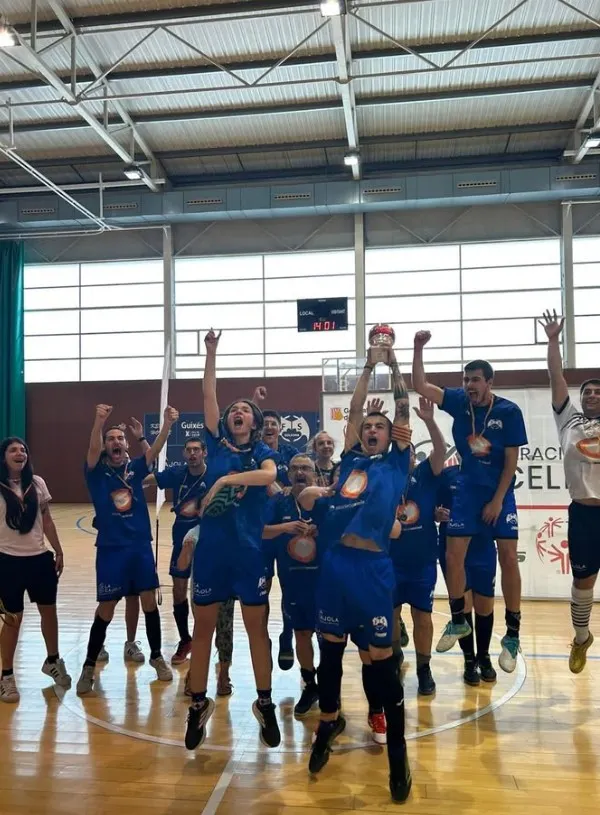 El Futbol Sala Solsona Amisol guanya el Campionat Territorial de Lleida de la Federació ACELL Special Olympics