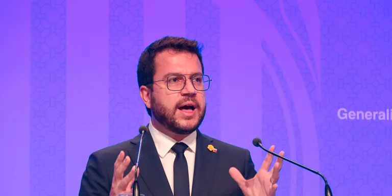 Aragonès insta els crítics amb l'ampliació del Prat a "millorar" el projecte al pla director sense "adhesió ideològica"