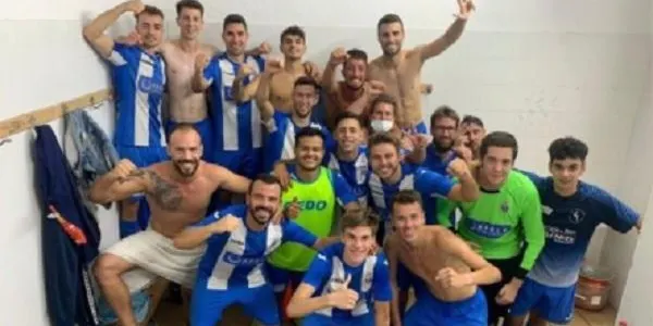 El Torredembarra remunta al Vendrell i s'estrena amb victòria (1-2)