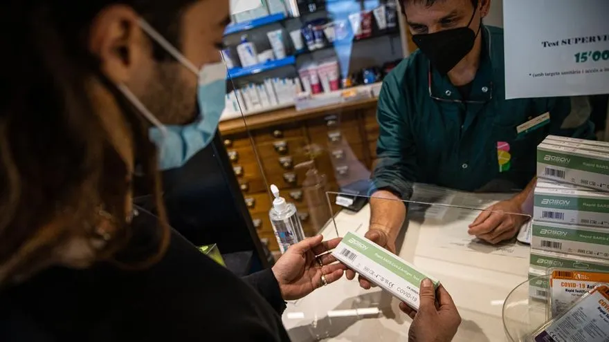 Els contagis de Covid a Caldes es redueixen a la meitat després de setmanes d'estancament