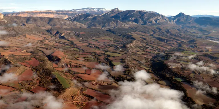 El Geoparc Orígens estrena vols amb globus per conèixer la geologia de la Conca de Tremp