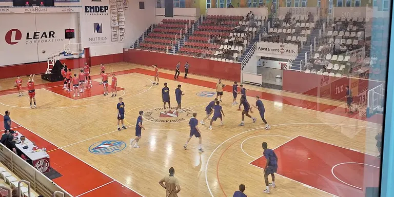 El CB Valls perd amb el Barça B i queda eliminat de la Lliga Catalana