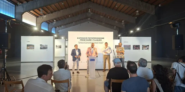 Inaugurada l'exposició del premi de Fotoperiodisme Mañé i Flaquer