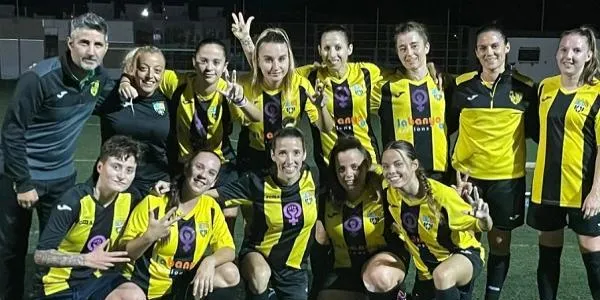 El CE Altafulla goleja el Creixell i s’endú el primer derbi de la temporada per ser líder en solitari (1-8)