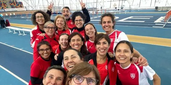 Les atletes Marta Camps i Elena Rodríguez es pengen l’or en el Campionat de Catalunya de Clubs Màster en PC