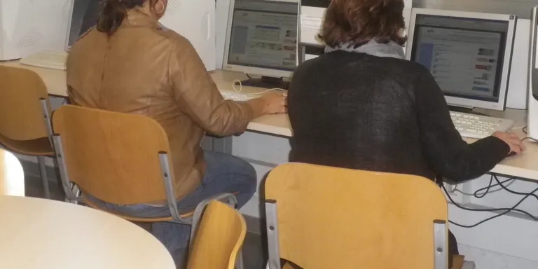 Rubí registra 218 aturats menys al juny