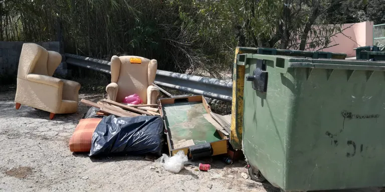 Els contenidors de Can Sagrera també s'han retirat per l'incivisme dels qui en feien mal ús