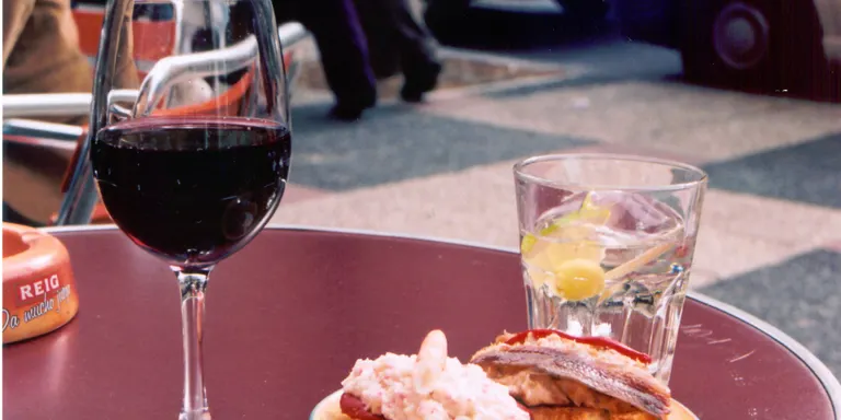 La campanya Vermut de Mar promocionarà comerços i locals