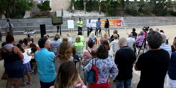 L’EINA ofereix servei de transport per desplaçar els veïns del Barri Marítim que ho requereixin als punts de votació