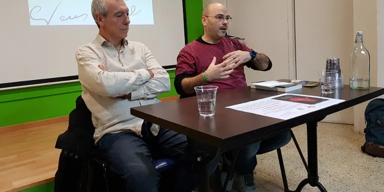 "Crímenes del hambre", de Miquel Pajares, es presenta a la Sala Neus Català