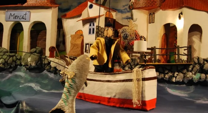 En Bernat Pescador, una obra de titelles (foto: Goliat teatre)