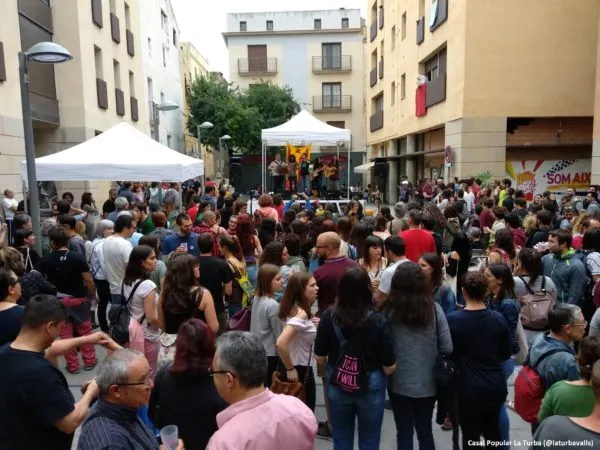 Valls acull una jornada solidària entorn la figura d’Anna Gabriel