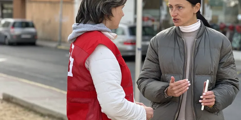 Creu Roja Tarragona ha atès més de 2.800 persones en el primer any de conflicte bèl·lic a Ucraïna