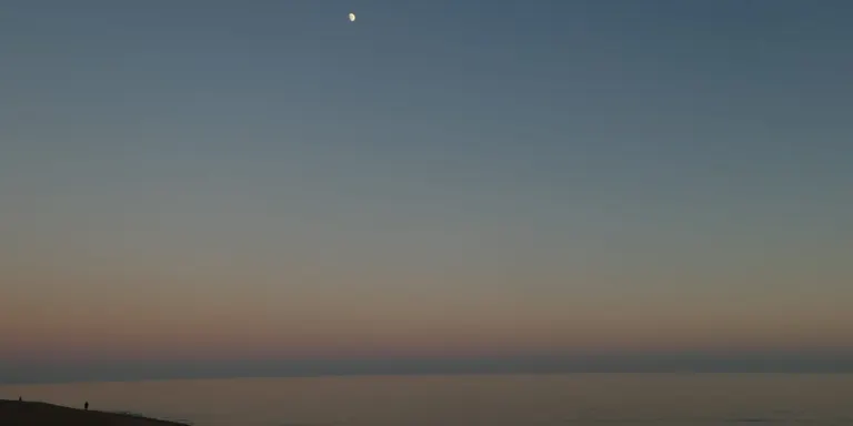 La nit de cap d'any es tanca al trànsit tota la platja de Pineda
