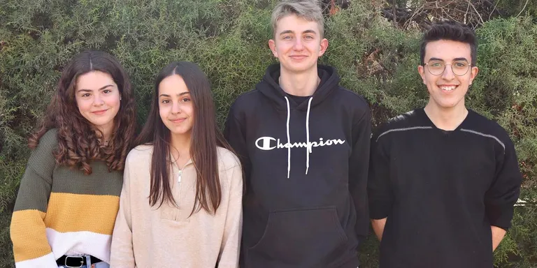 L’Institut Ramon Berenguer IV participa amb un nou equip a la Lliga de Debat de la Xarxa Vives