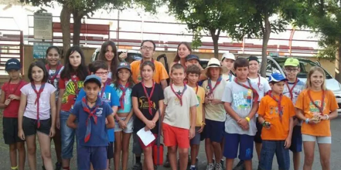 Els llops i daines i els rà ngers i les noies guies ja han tornat del campaments del cau Flos i Calcat