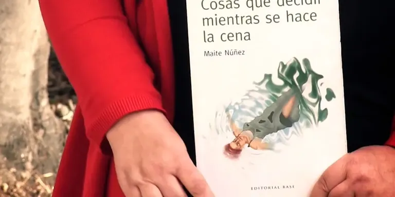 "Cosas que decidir mientas se hace la cena"- Maite Nuñez