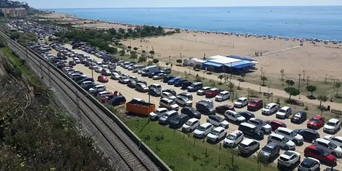 El govern valora positivament la reunió amb Costes i apunta dues vies legals com a possible solució al bloqueig econòmic