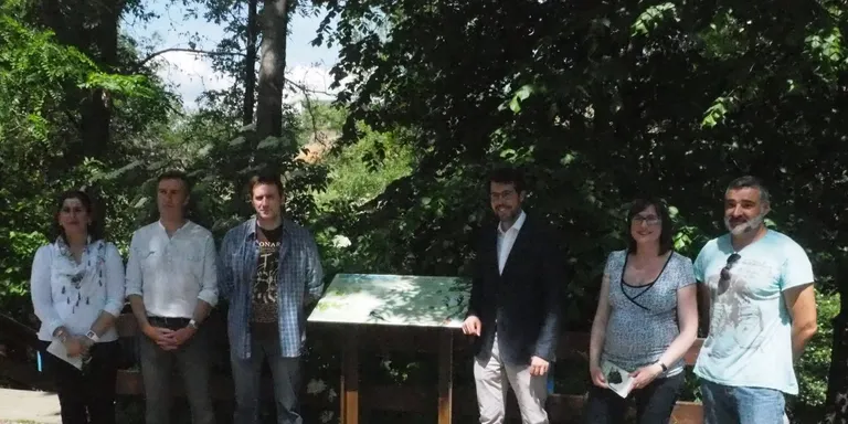 La Seu difon la vegetació dels parcs locals i senyalitza 12 arbres singulars