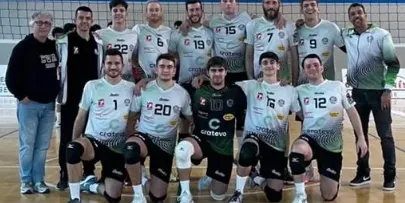 Victòries dels primers equips femení i masculí del Club Voleibol Arenys de Mar