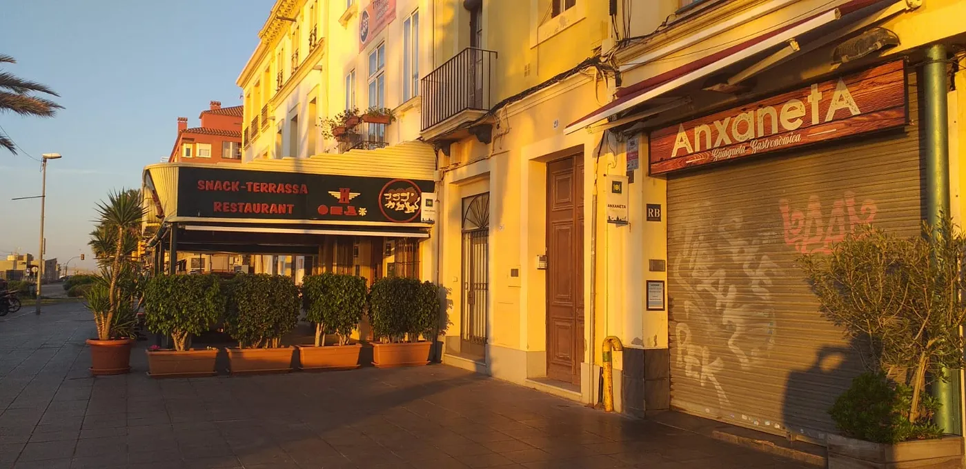 Ens hem acostat a diferents bars i restaurants de VdM per conèixer de primera mà què pensen del tancament de 15 dies