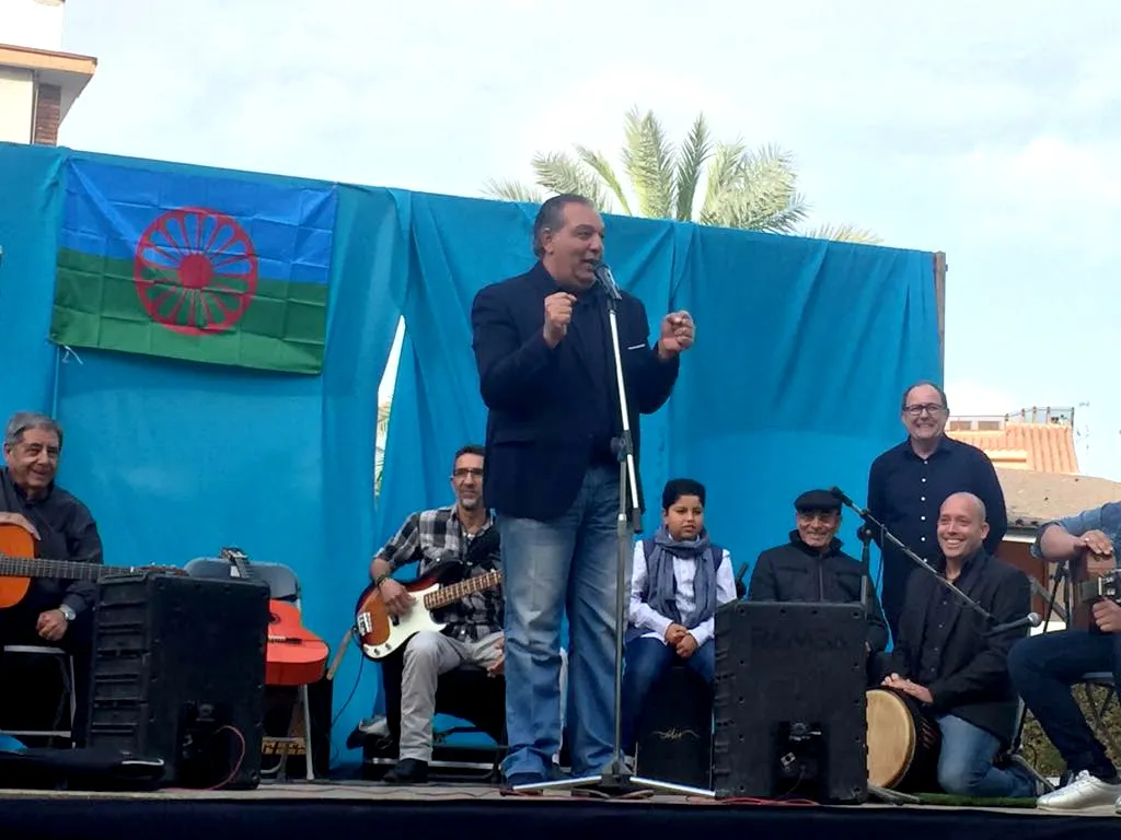Poesia i música a Pineda per commemorar el Dia Internacional de Poble Gitano