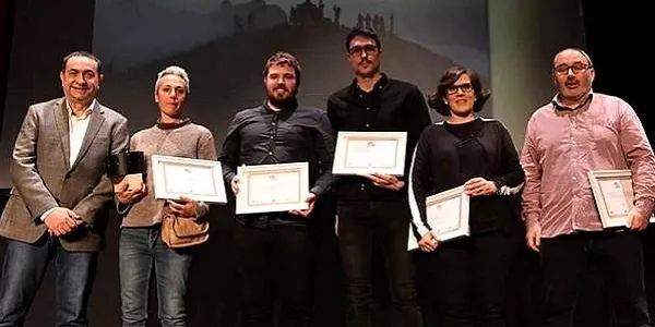Gemma Soldevila rep el 3r premi de Fotografia Castellera en categoria Professional de la 14a Nit de Castells