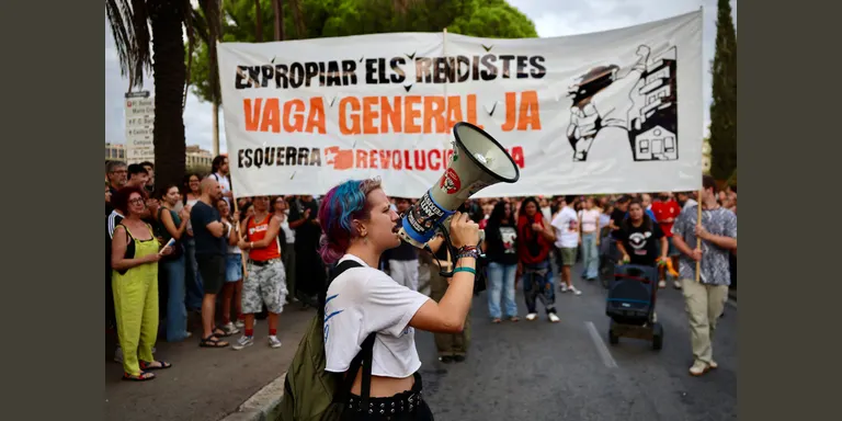 Els sindicats convoquen vaga general per l'habitatge el dia 11 de novembre