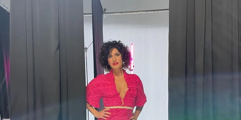 Jose Fuentes dissenya el vestit d'Elena Gadel per a l'especial de Cap d'Any de TV3
