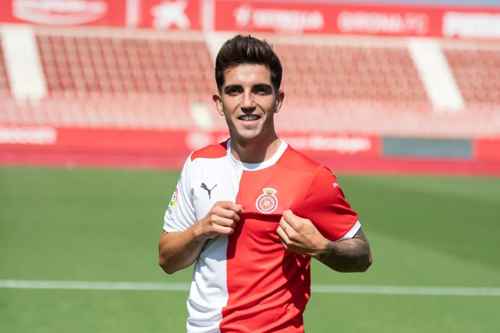 Monchu, presentat com a nou jugador del Girona FC