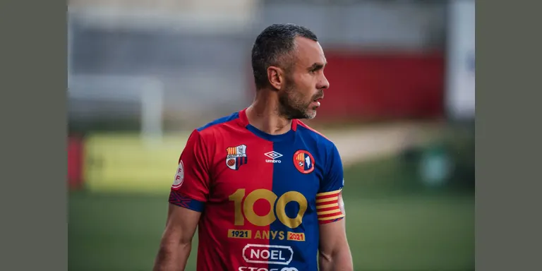 L'Olot guanya 2-1 al Vilassar i espera la sorpresa de l'Hospitalet