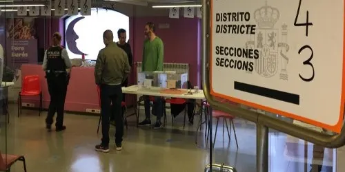 La jornada electoral comença amb total normalitat a Rubí