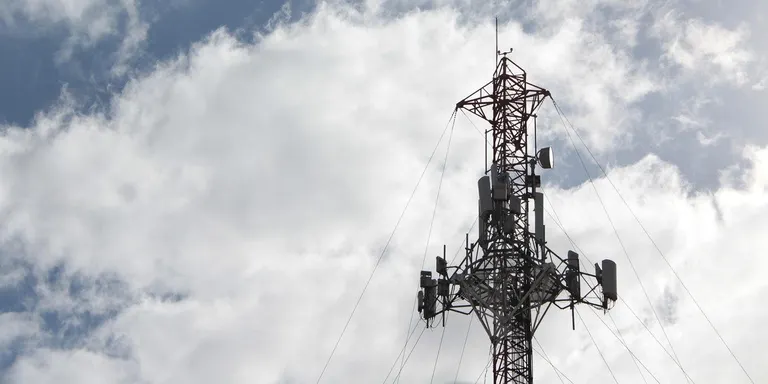 L'Ajuntament fa el primer pas per incrementar la cobertura mòbil