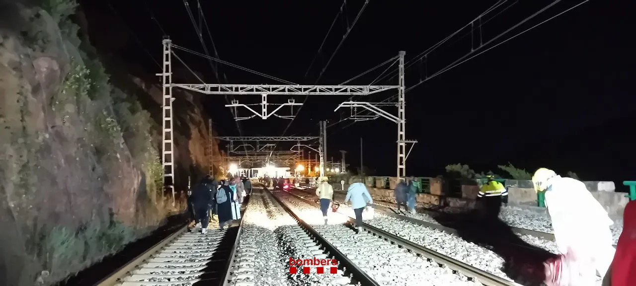 Una avaria obliga a interrompre el servei ferroviari entre Vilaverd i La Plana Picamoixons