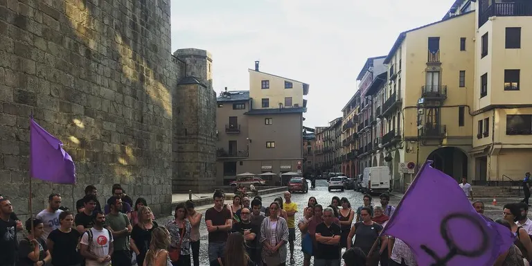 Concentració a la Seu contra la posada en llibertat de 'la Manada'