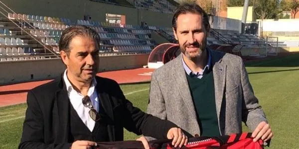 Un ambient amistós marca la trobada entre els entrenadors del Reus i el Nàstic abans del derbi