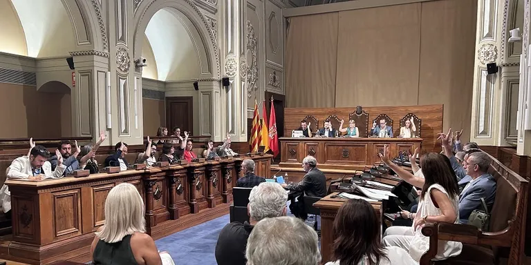 El ple de la Diputació aprova els convenis del pla ImpulsDipta