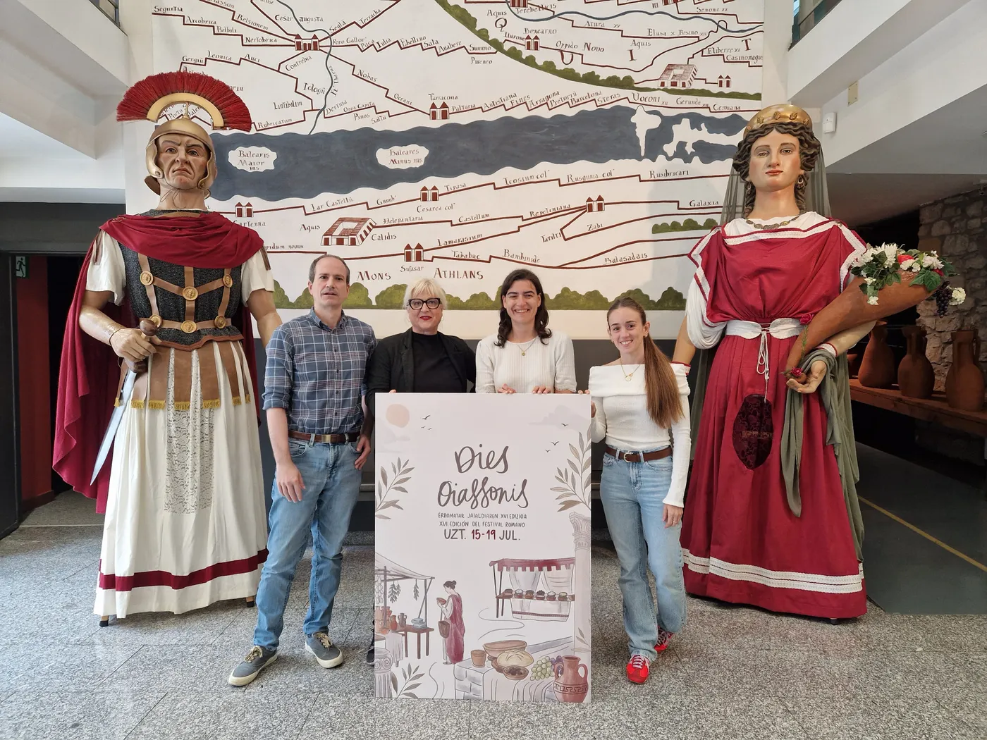 IRUN ENCIENDE LA MAQUINARIA ROMANA: EL DIES OIASSONIS PRESENTA SU CARTEL Y AFIANZA SU PULSO FESTIVO