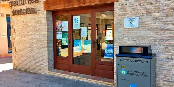 Roda de Berà estudia ubicar la nova biblioteca a la parcel·la del carrer Miramar, annex al parc de l'Era del Gassó