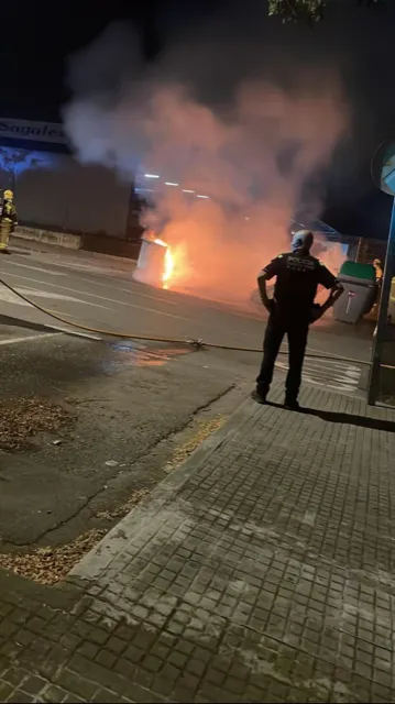 Un jove de 14 anys de Santa Eulàlia, ferit greu al peu en esclatar-li un petard al parc del Bugarai durant la revetlla