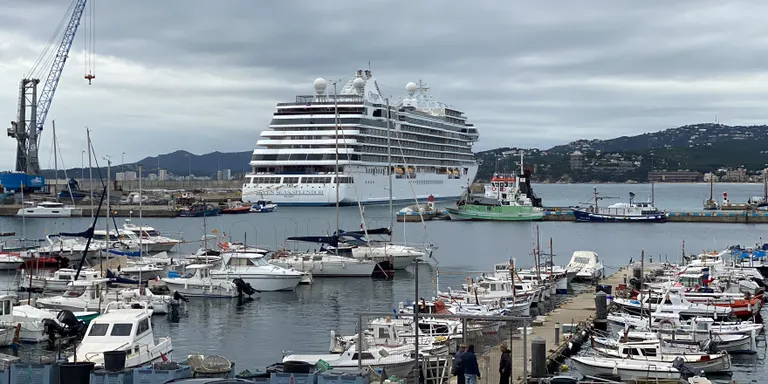 La Costa Brava tanca una temporada "rècord" de creuers amb 63 escales, un 26% més que el 2019