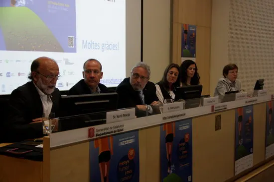 Baixa en nombre de fumadors a Catalunya, però continuen fumant el 24% de la població