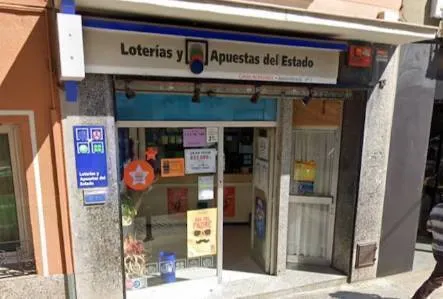 L’administració de loteria de Caldes reparteix un primer premi de la Loteria Nacional