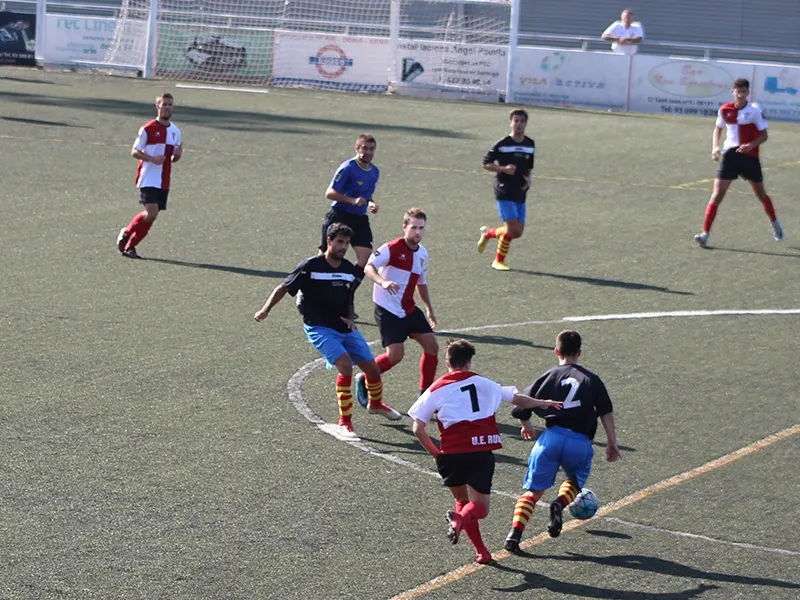 Iván Campos (al centre de la imatge) s'ha convertit en el gran protagonista de la joranda al Rubí