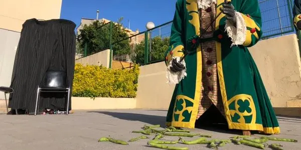 S’adapta la visita del gegantó Lladrefaves a la festa Major de Picamoixons