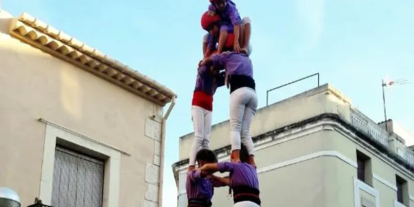 Els Castellers d’Altafulla descarreguen el 2de6 i el 3de6 amb agulla en la Diada de Vila-seca per pujar un pis més al Concurs de Torredembarra d’aquest proper diumenge