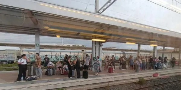 Els usuaris del servei ferroviari al corredor sud denuncien manca d’informació sobre el tall entre Sitges i Gavà