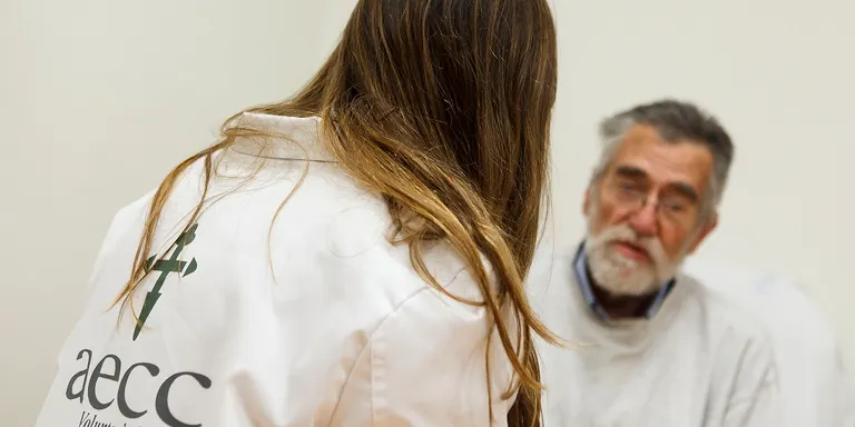 L'AECC Catalunya Contra el Càncer cerca voluntariat per un nou programa a l'Hospital de Mataró