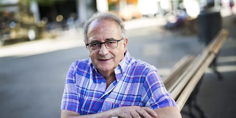 Ramon Besora, premi Atrapallibres pel llibre ‘Zoo de paraules’, il·lustrat per Sonja Wimmer