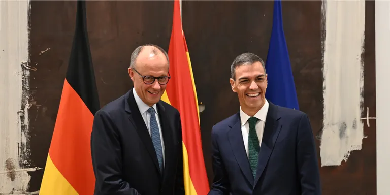Espanya i Alemanya acorden obrir un diàleg bilateral per a l’oficialitat del català a la Unió Europea